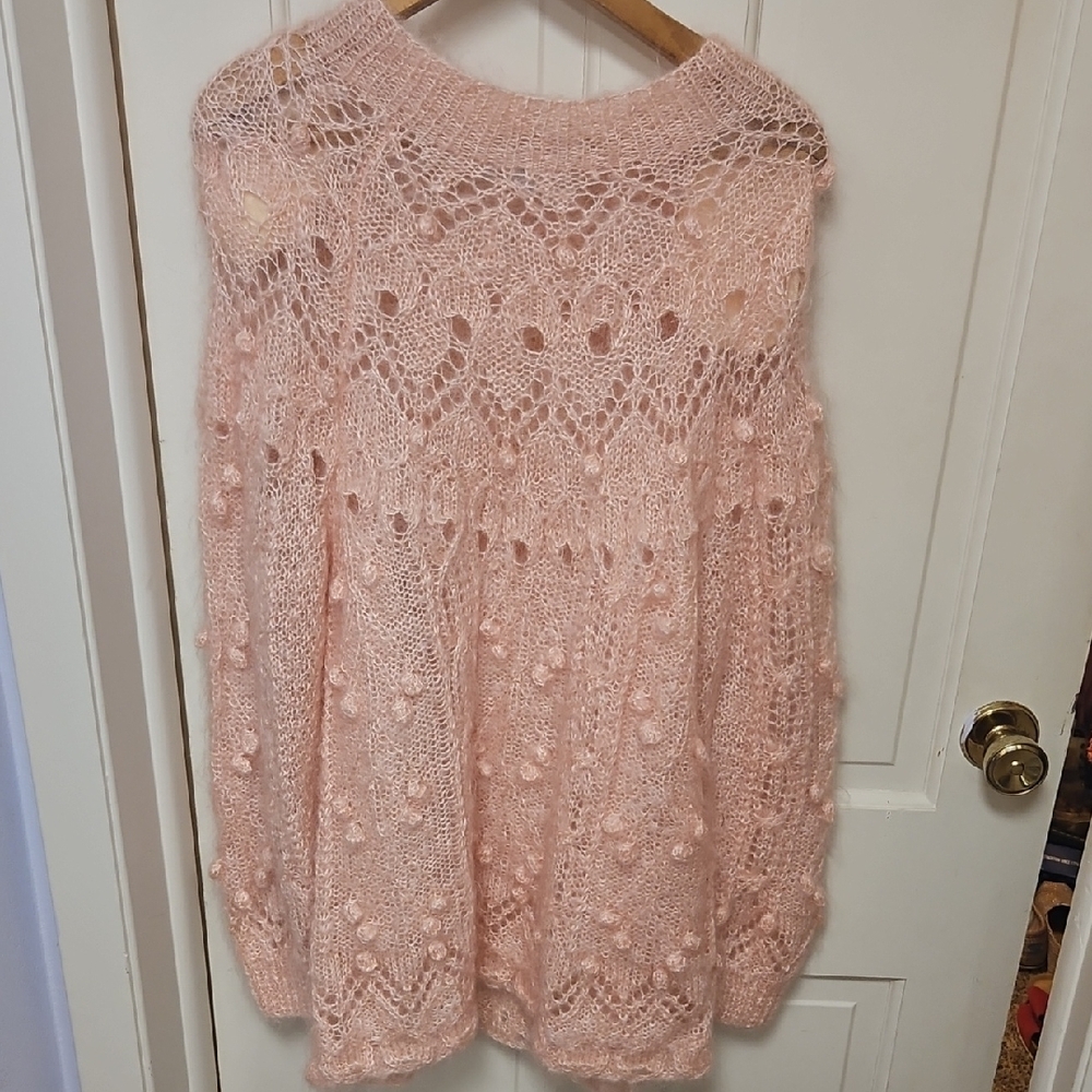 Vintage Mohair Elegant Pink Knit Sweater